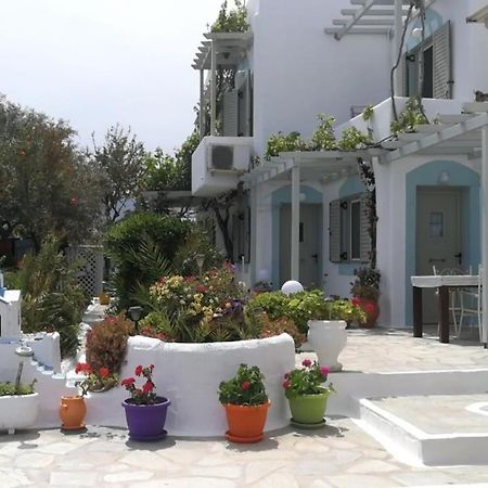 Vrohaki Studios & Rooms Piso Livadi Bagian luar foto