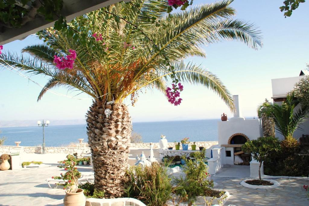 Vrohaki Studios & Rooms Piso Livadi Bagian luar foto