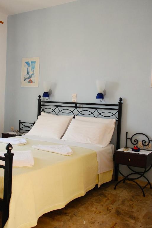 Vrohaki Studios & Rooms Piso Livadi Bagian luar foto
