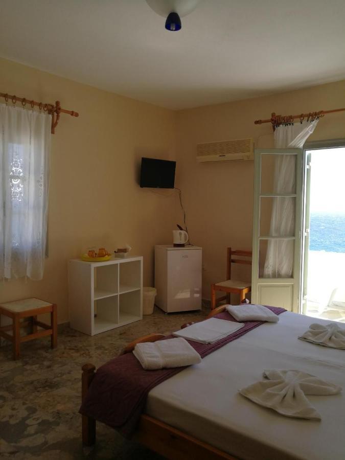 Vrohaki Studios & Rooms Piso Livadi Bagian luar foto